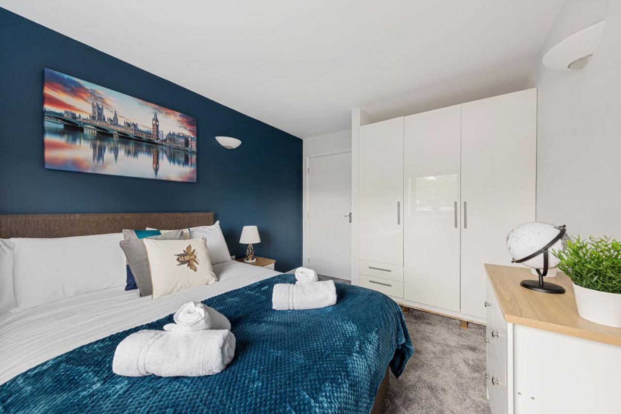 2bedroom 2bathroom Large Modern With Balcony At King's Cross * London